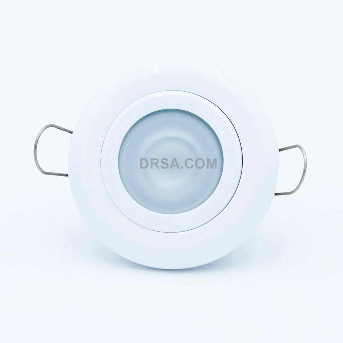 Voyager, White 3 1/8" Dia Marine Light