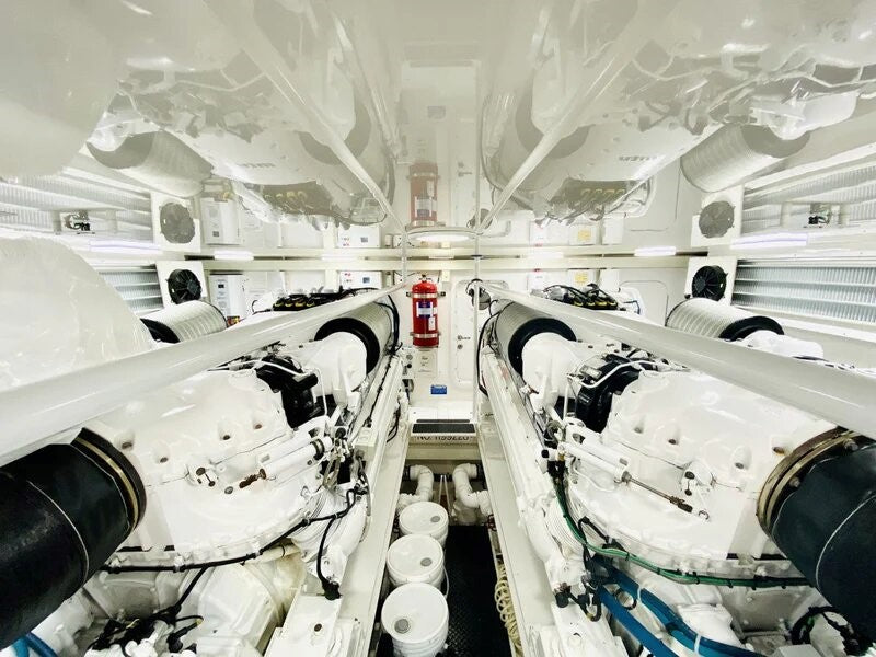 Energy-Efficient Lighting Solutions for Modern Engine Rooms