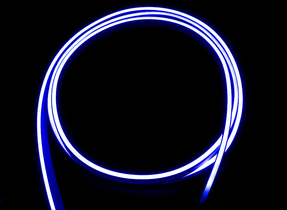 5M ECLIPSE SNL100 RGB neon flex light on boat gunwale, Flexible dot-free RGB LED strip for marine curves, IP68 waterproof close up
