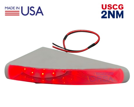 colse up of SI Flush Mount LED Navigation Light – port red replacement  led on seahunter center console 